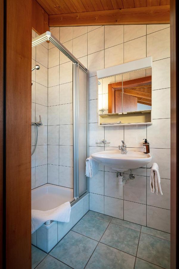 Kulinarik & Geniesser Hotel Strauss เฟียช ภายนอก รูปภาพ